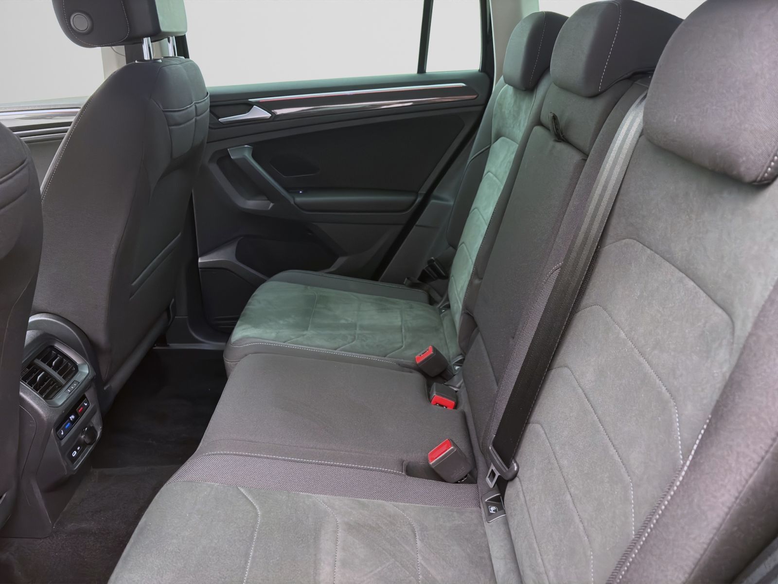 Volkswagen Tiguan - Bild 15