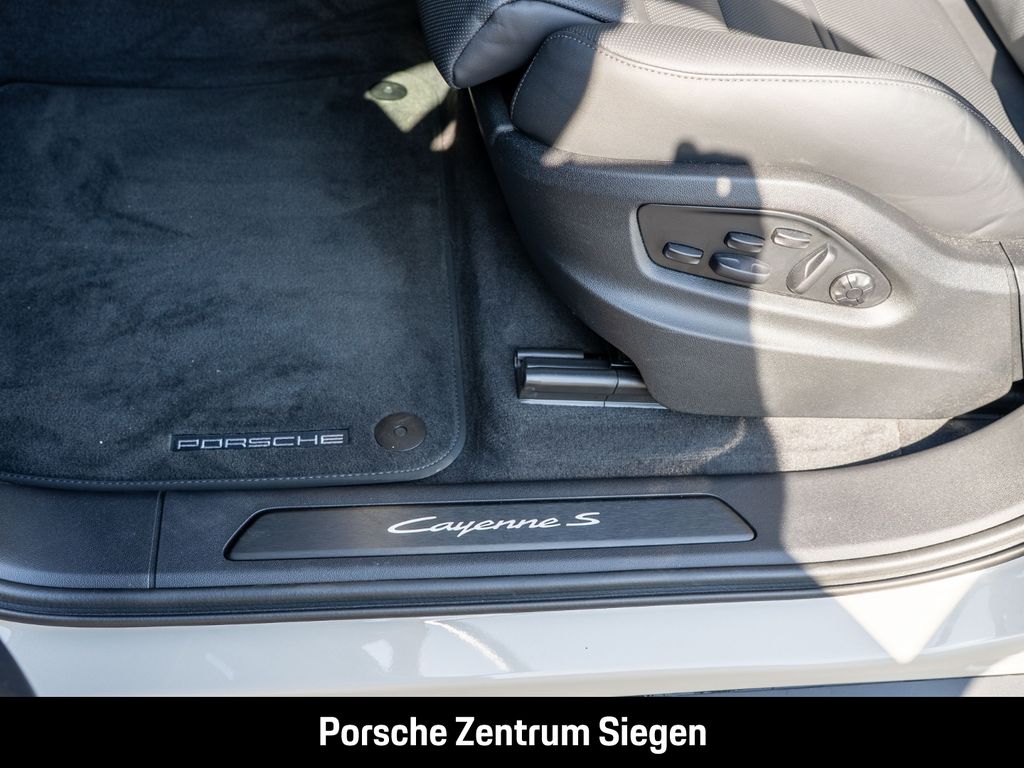 Porsche Cayenne S