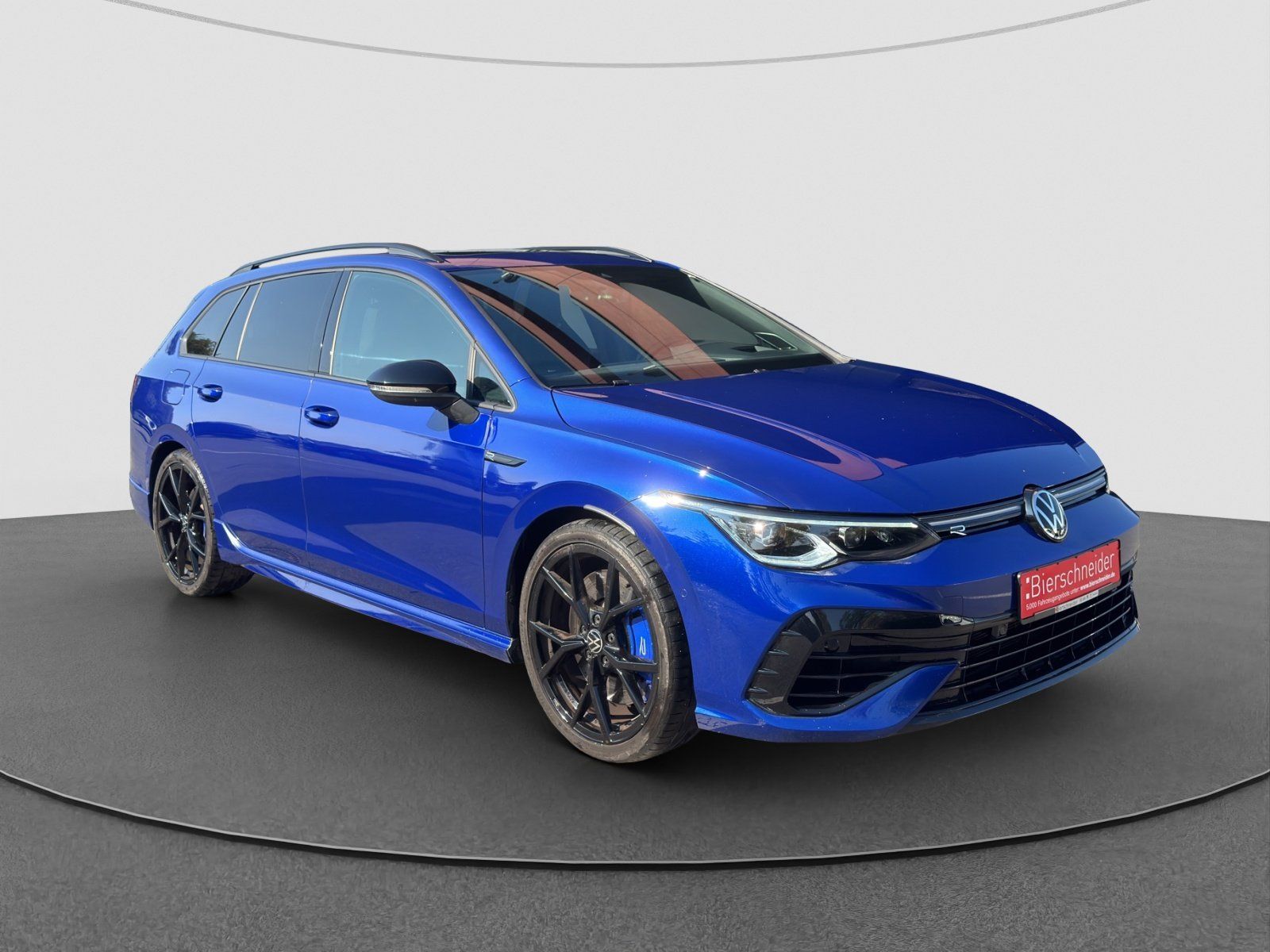 Volkswagen Golf VIII Variant 2.0 TSI DSG R 4Motion AHK HEAD foto 4
