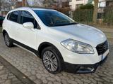 Suzuki SX4 S-Cross 1.6   Limited  Navi  LEDER  Panorama - gebrauchte Suzuki SX4 aus dem Jahr 2015