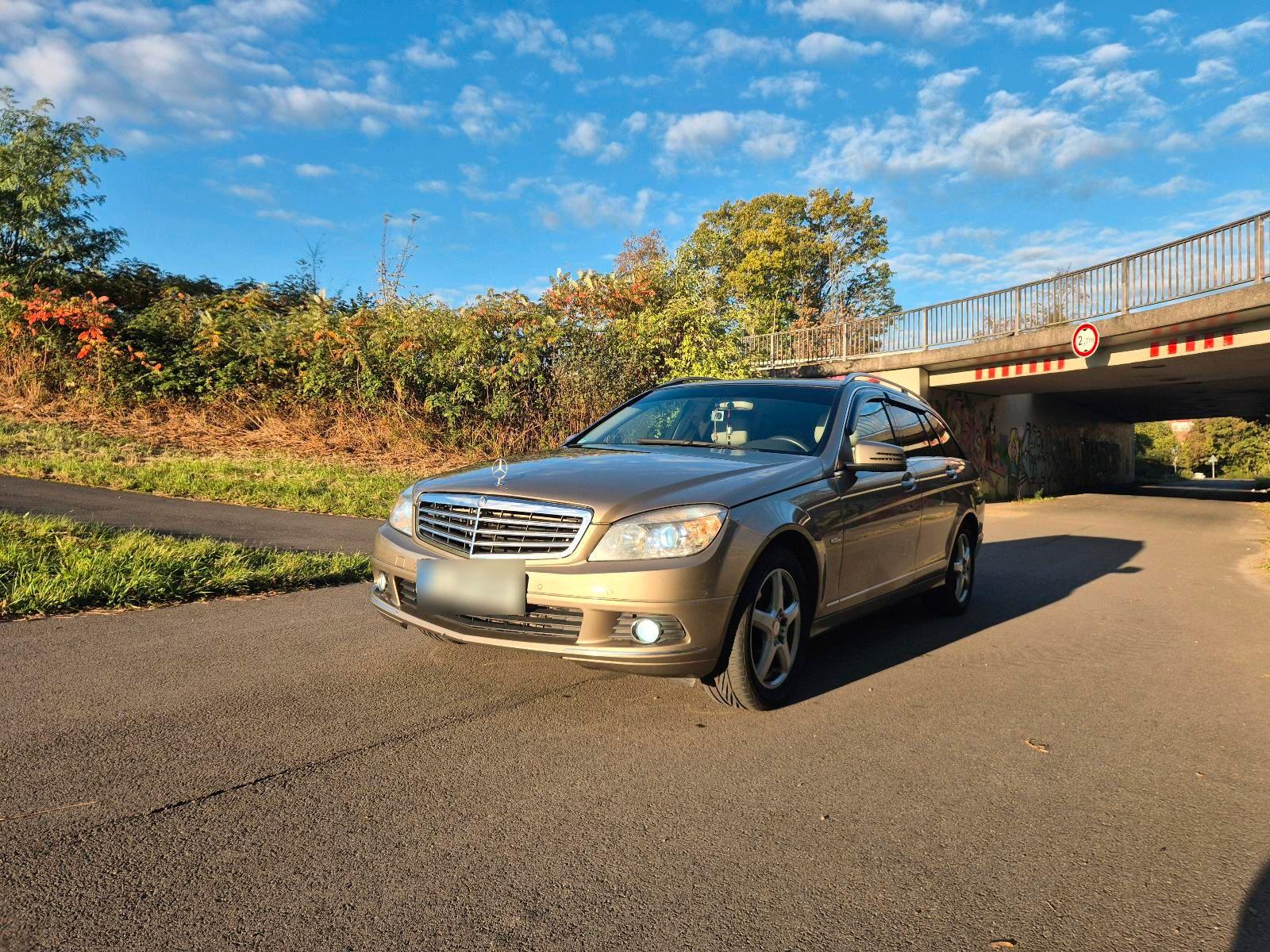 Mercedes-Benz C220 2008 — photo 7