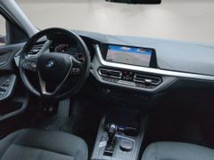 BMW 116 i Aut. Advantage HuD LiveCo LED PDC
