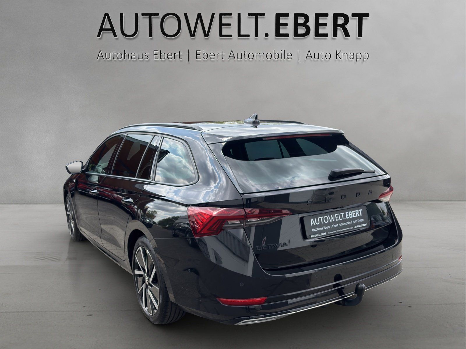 Fahrzeugabbildung SKODA Octavia Combi 2.0 TDI DSG Sportline/AHK/KAMERA/