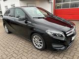 Mercedes-Benz B 200/AUT/NAVI/SHZ/TEMP/GJR/LMF/KAM/PDC - gebrauchte Mercedes-Benz B 200 aus dem Jahr 2017