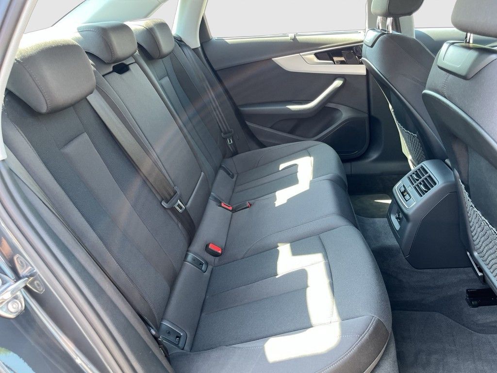 Audi A4 - Bild 19