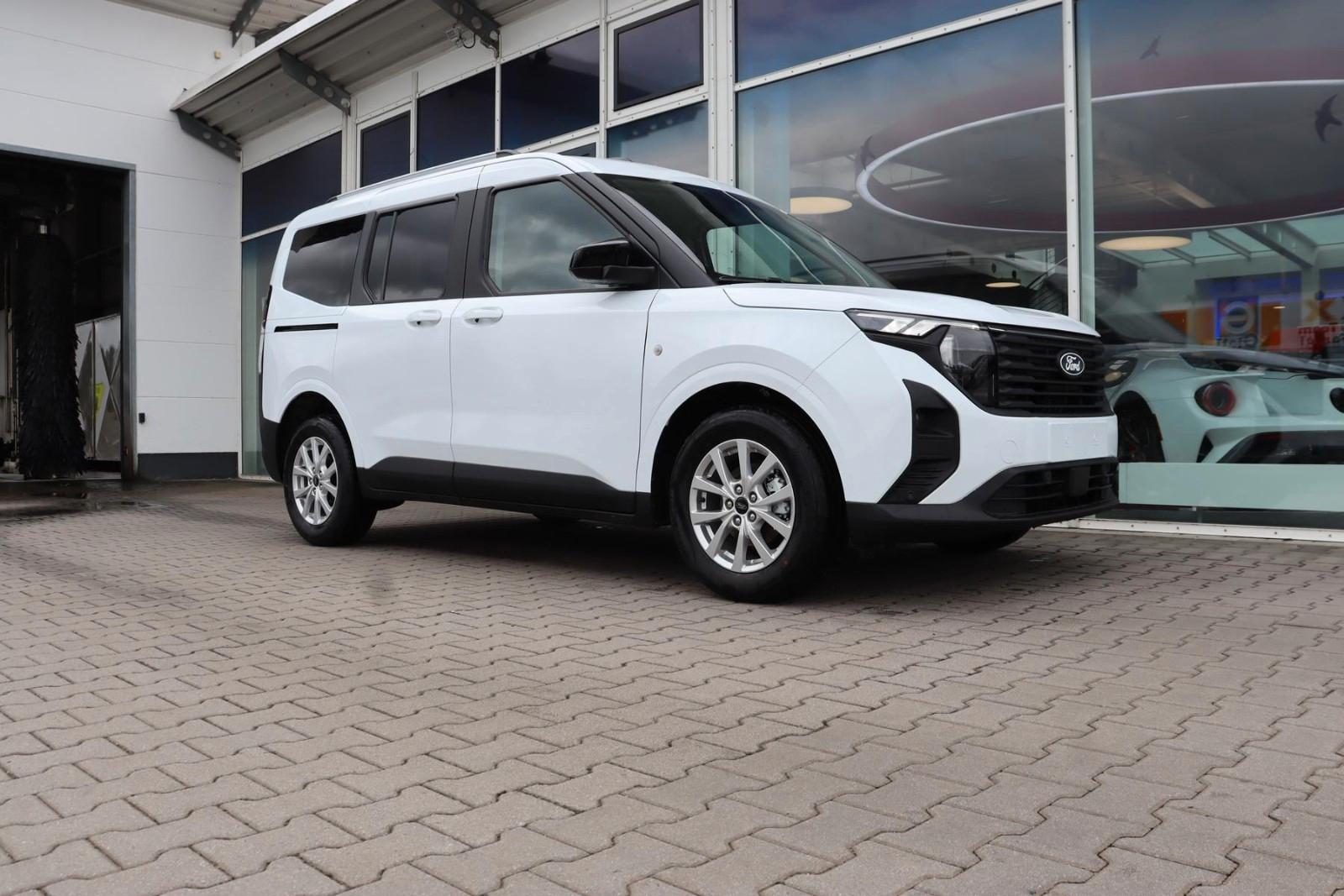 Ford Tourneo Courier Titanium 1.0 EcoB. 2,99% FIN*