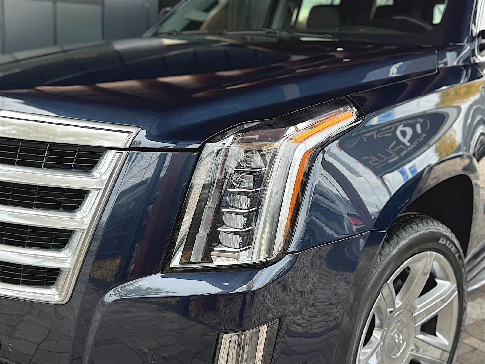 Fahrzeugabbildung Cadillac Escalade 6.2 L Sport Luxury *LED*TV*360°*HeadUp*