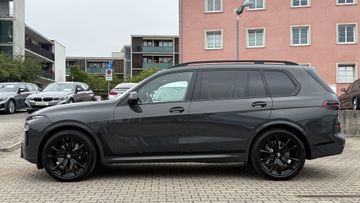 BMW X7 - 8