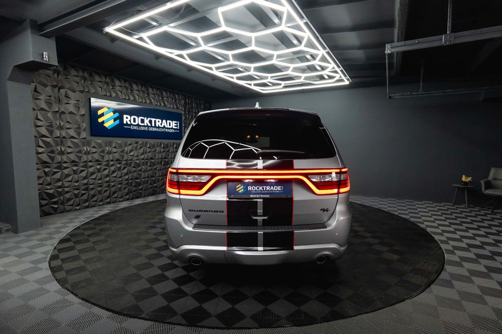 Fahrzeugabbildung Dodge Durango 5.7 V8 R/T SRT 4x4 Night-Paket Modell 22