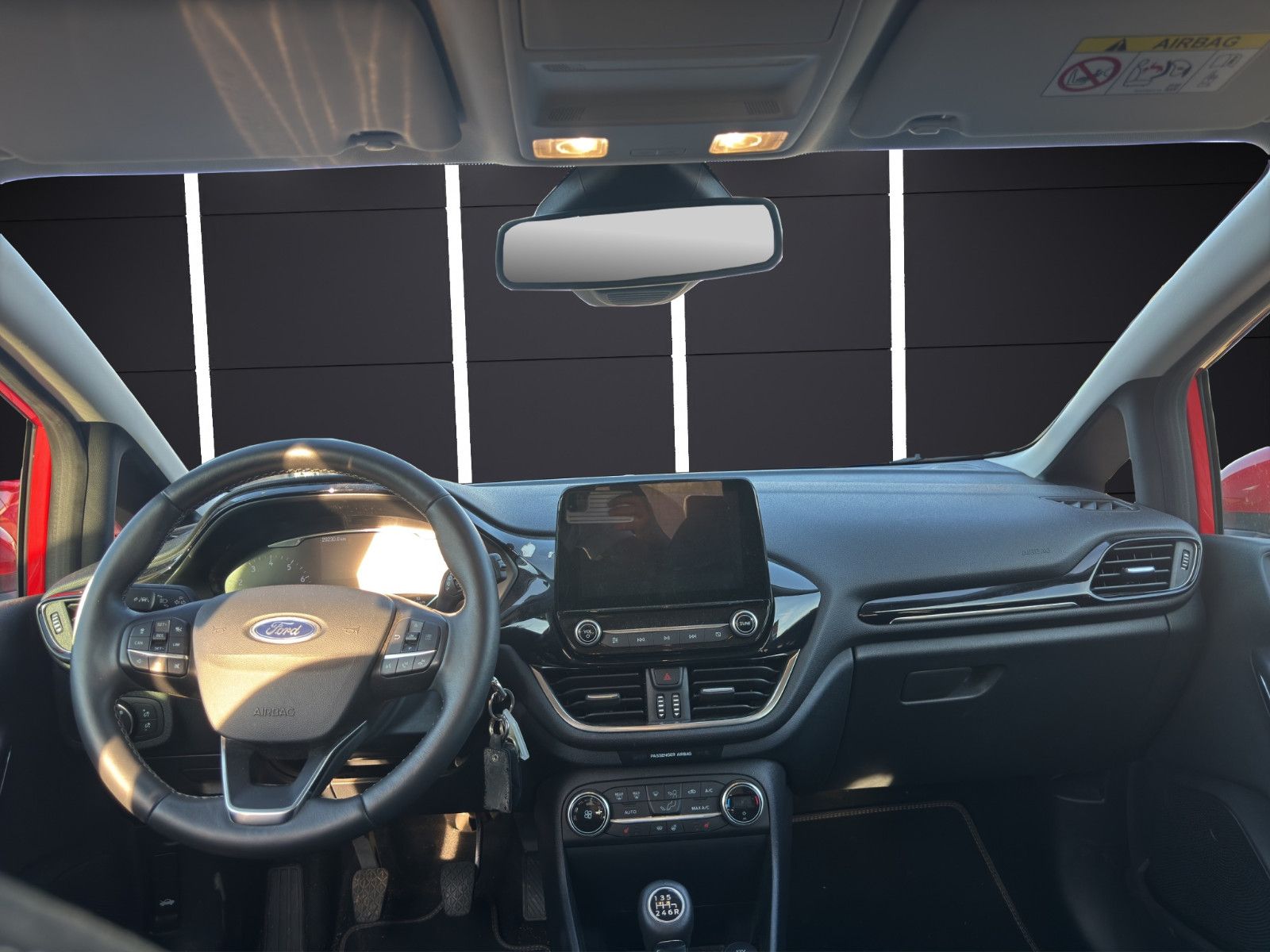 Fahrzeugabbildung Ford Fiesta Titanium/Keyless/ACC/Winterpaket/Export