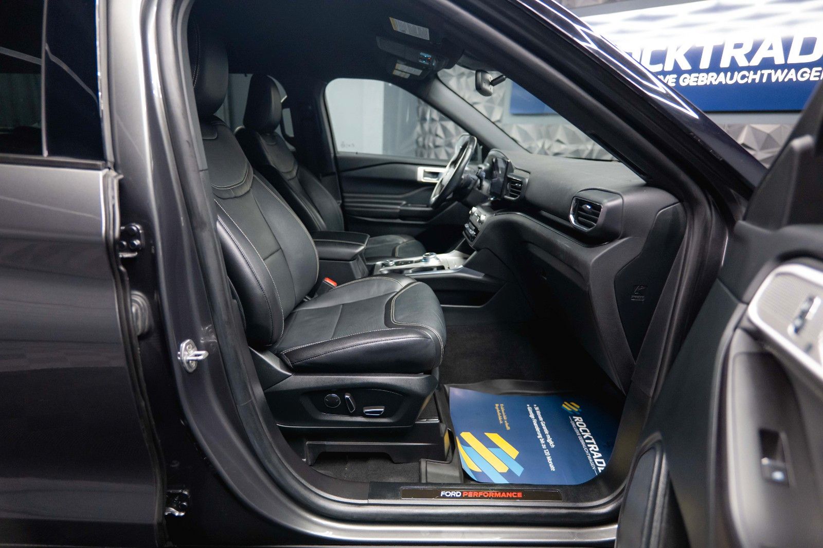 Fahrzeugabbildung Ford Explorer ST-Line 3.0 V6 EcoBoost 4x4 *360*LED*