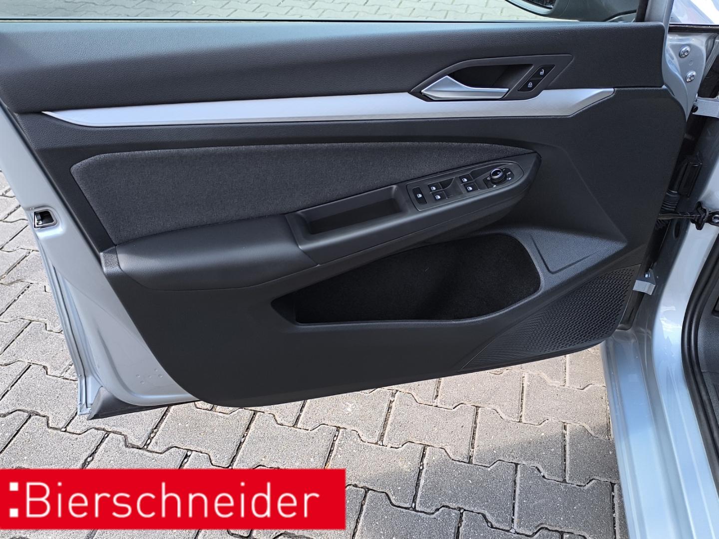 Volkswagen Golf 8 Lim. 2.0 TDI Life LED PDC RFK, миниатюра 11