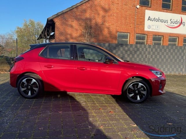 Corsa-e GS Line 50kWh LED ACC CarPlay SHZ