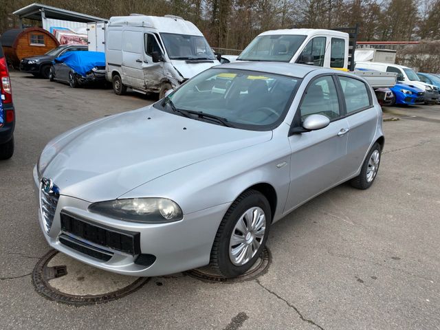 Alfa Romeo Alfa 147 5türig