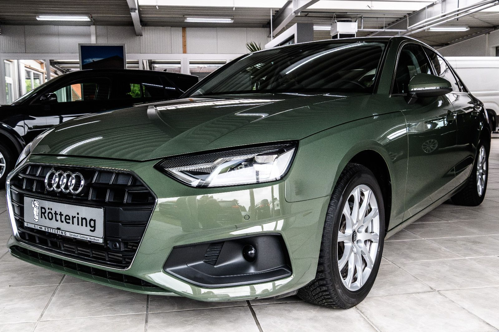 Fahrzeugabbildung Audi A4 Lim. 35 TFSI S-tronic+SHZ+elektr Sitze