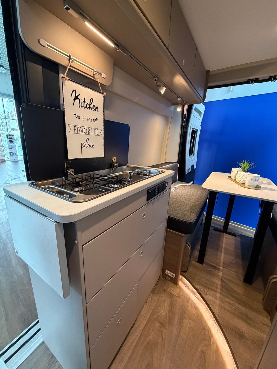 Fahrzeugabbildung Carado CV 541 pro - SIE SPAREN 4.547€ !!! -