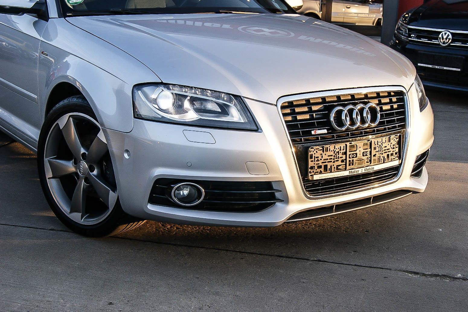 Fahrzeugabbildung Audi A3 Sportback 20TDI S-LINE DSG XENON NAVI SPORT