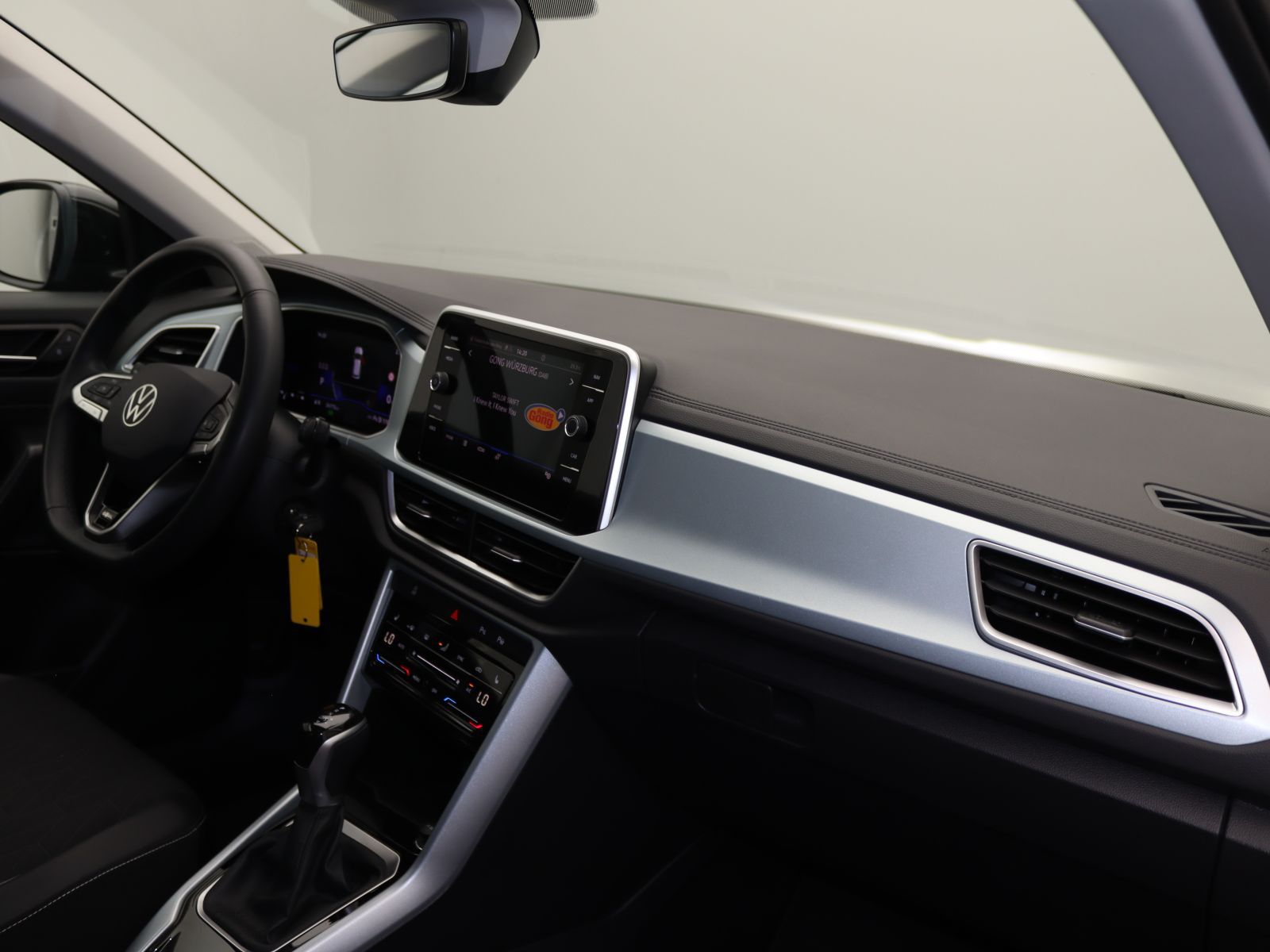 Volkswagen T-Roc - Bild 18