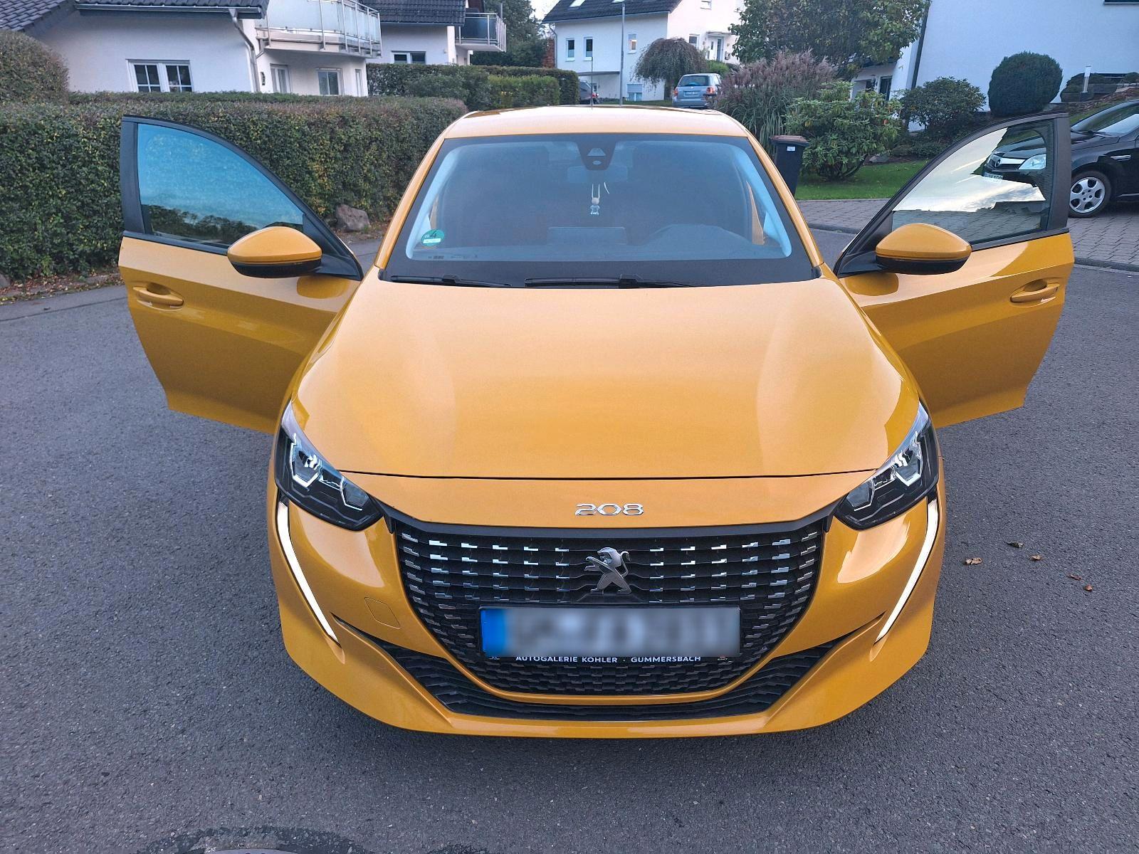 Peugeot 208