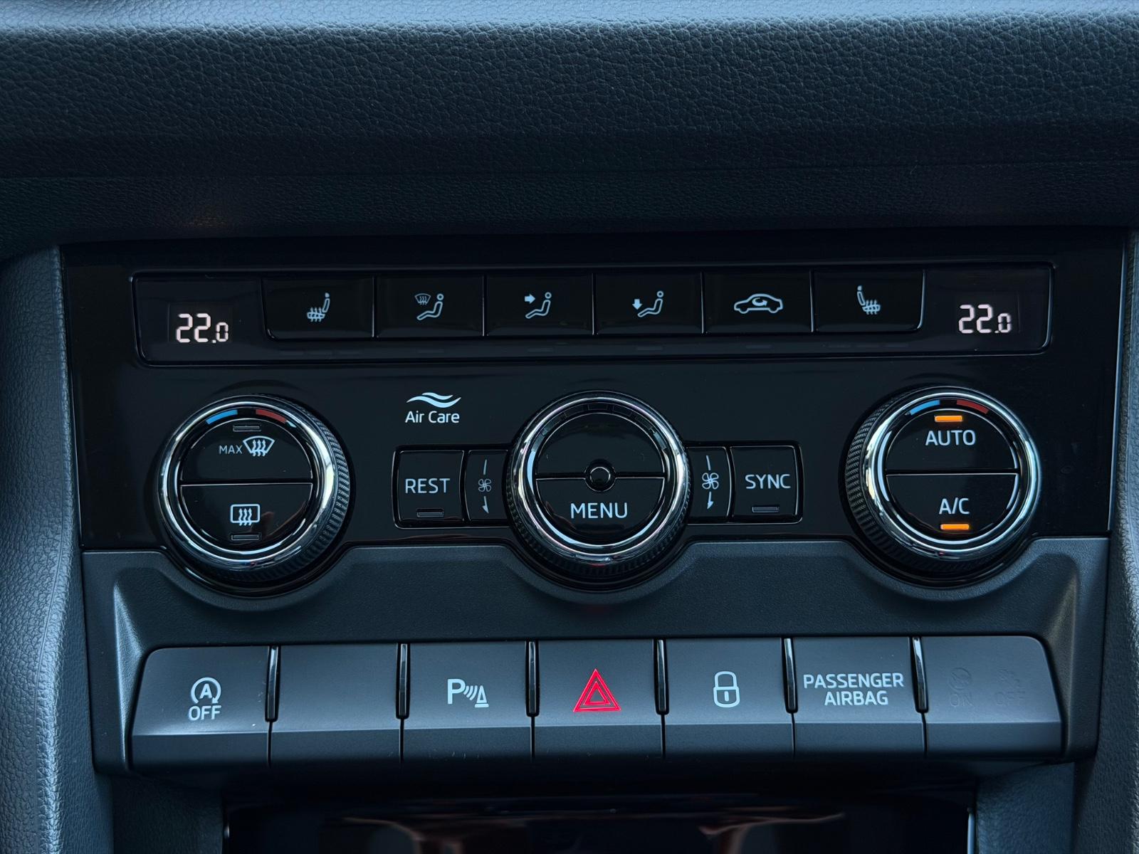 Skoda Kodiaq 7-SITZER°AHK°PANO°LED°NAVI°KAMERA°SHZ
