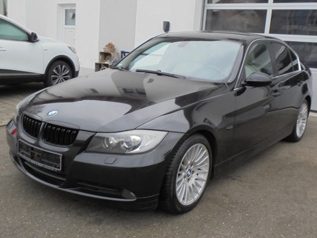 BMW 325i Limousine Leder