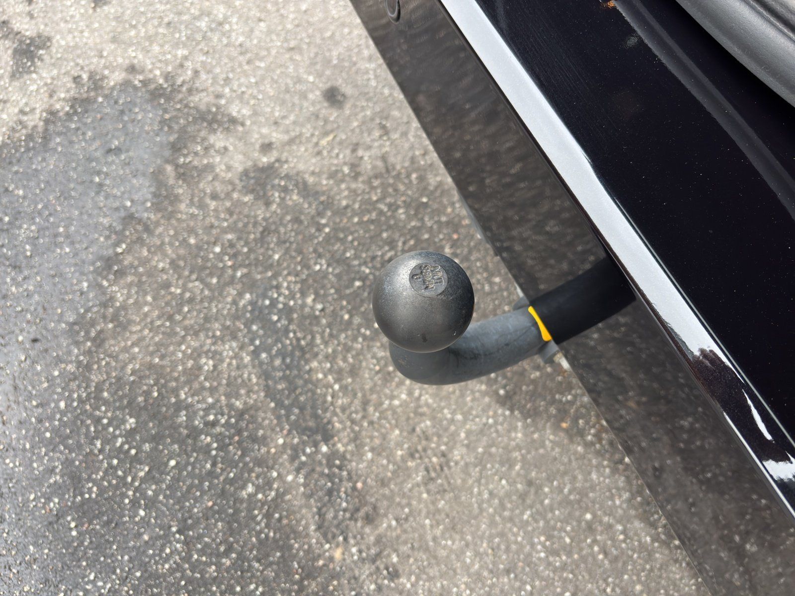 Fahrzeugabbildung Ford Tourneo Connect 1.5 TDCi Titanium Bi-Xe/ACC/PANO