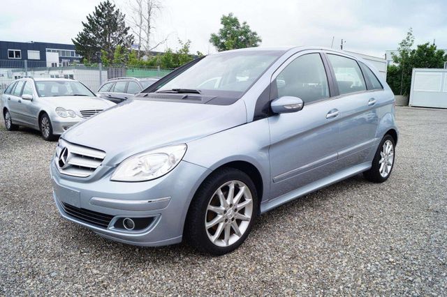 Mercedes-Benz B 200 B 200 Automatik, Leder, Einparkhilfe, NSW,