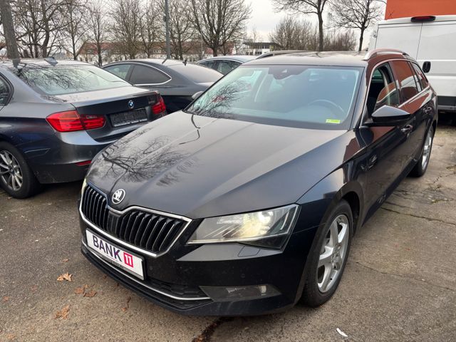 Skoda Superb Combi Style 18 ZOLL AHK PDC NAVI 1HD  !!!