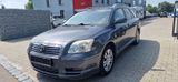 Toyota Avensis Kombi 2.2 D-CAT Sol - Toyota Avensis aus 2005 mit Diesel-Antrieb
