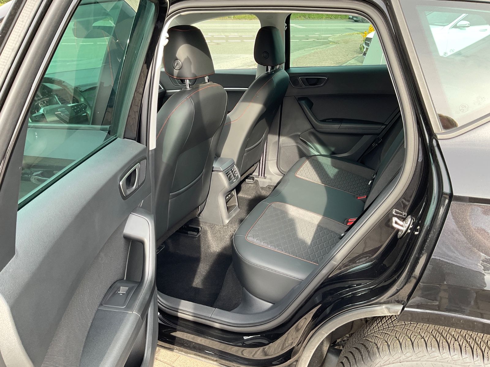 Fahrzeugabbildung SEAT Ateca 2.0 TDI DSG,FR,Kamera,VirtualDisplay