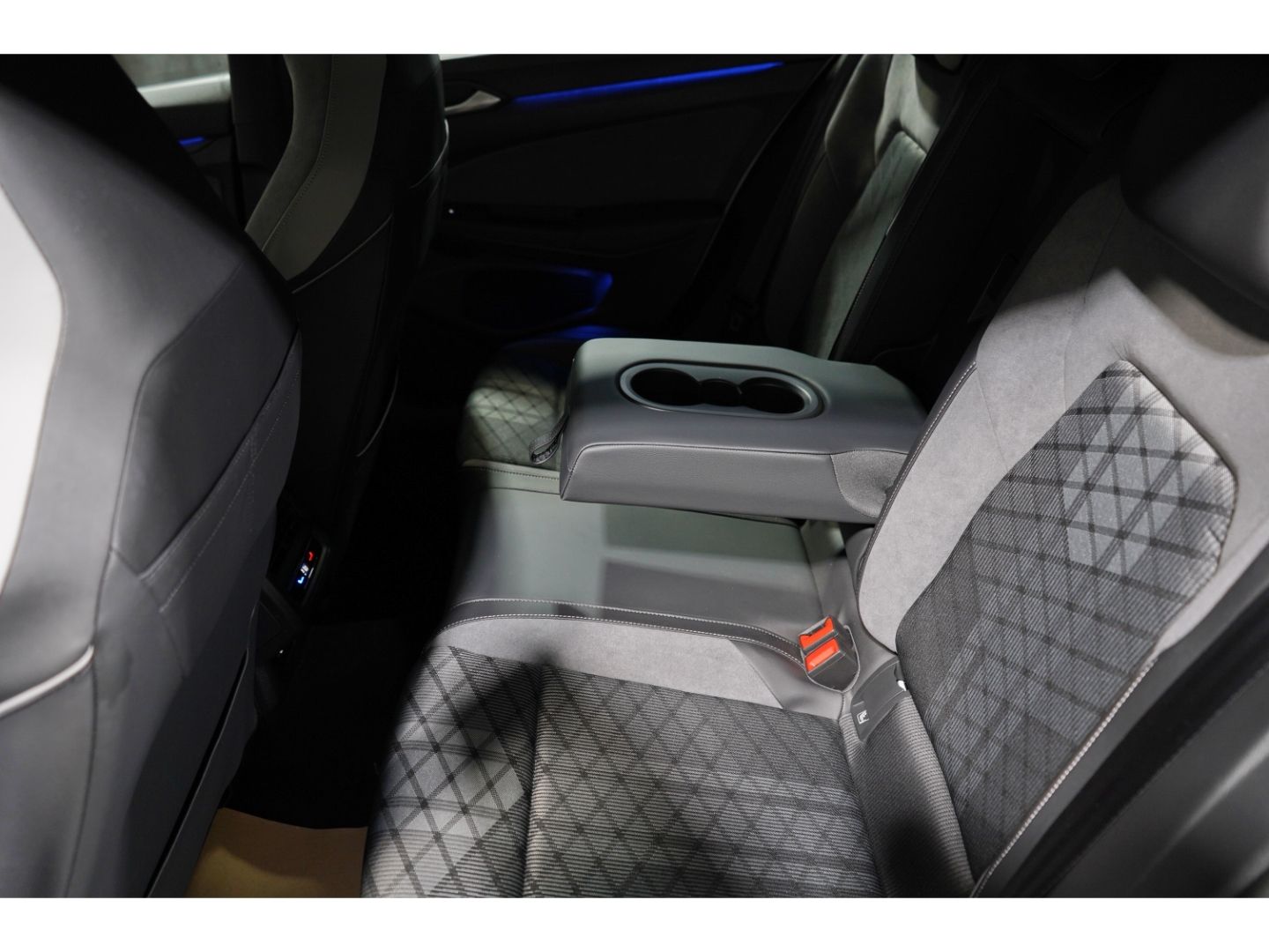 Volkswagen Golf - Bild 13