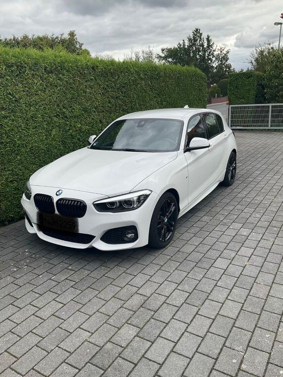 Image of BMW 120