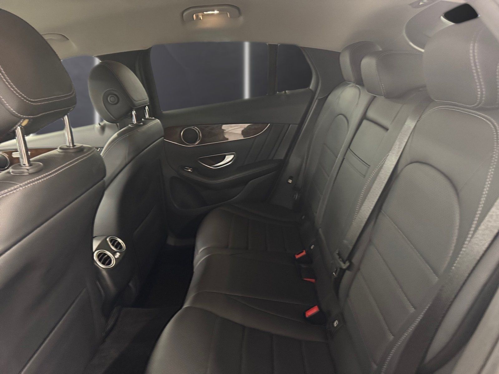 Fahrzeugabbildung Mercedes-Benz GLC 250 4M AMG*Distronic*LED*Comand*AHK*360*Totw