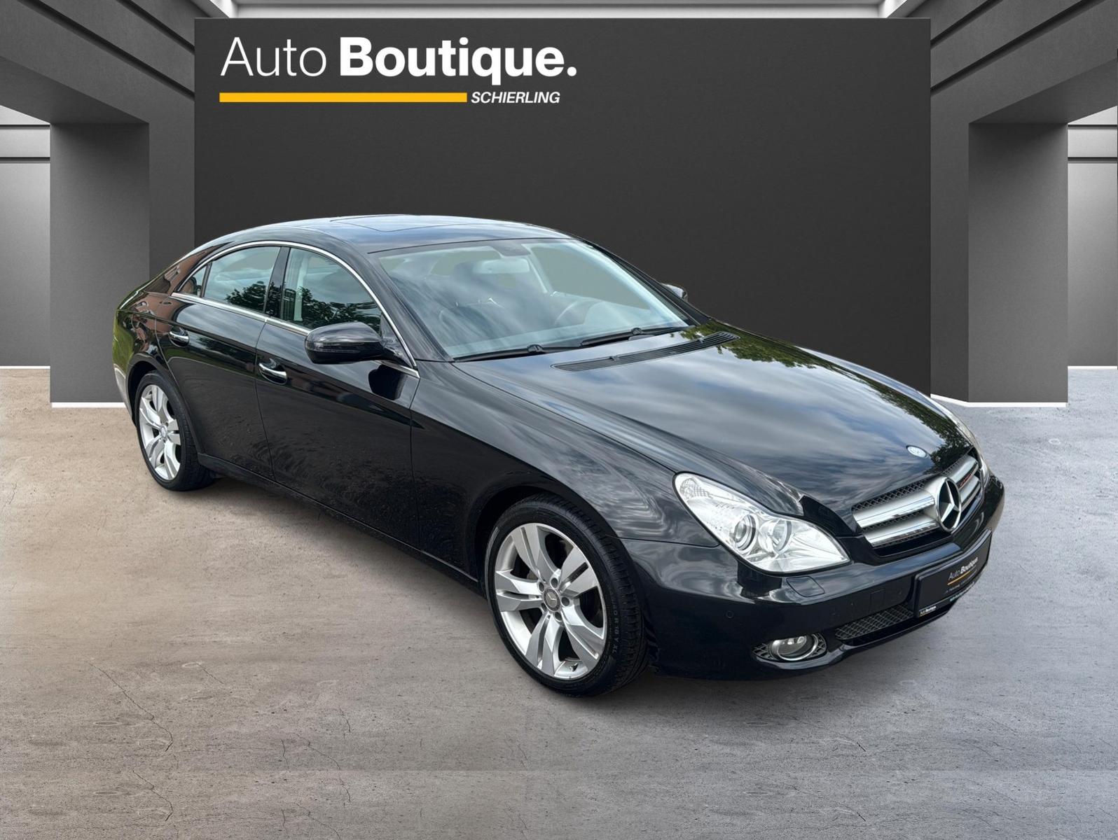 Mercedes-Benz CLS 300 7G-TRONIC /NAVI/LEDER/H&K SOUND/PANO