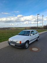 Opel Kadett e life 1.4 - weiße Opel Kadett