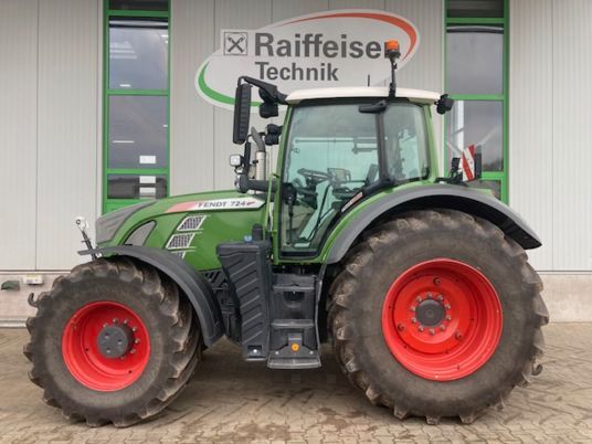 Fendt 724 Vario S4 Profi Plus