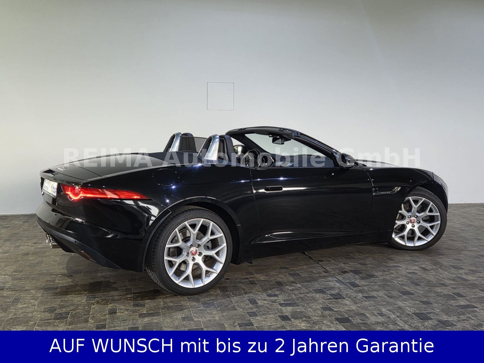 Fahrzeugabbildung Jaguar F-Type 3,0i V6 Cabrio, Klappenauspuff, Meridian