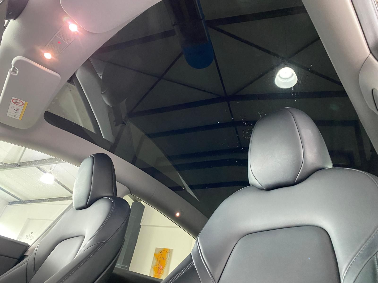 Fahrzeugabbildung Tesla Model Y Performance Long Range Dual AWD/AHK/