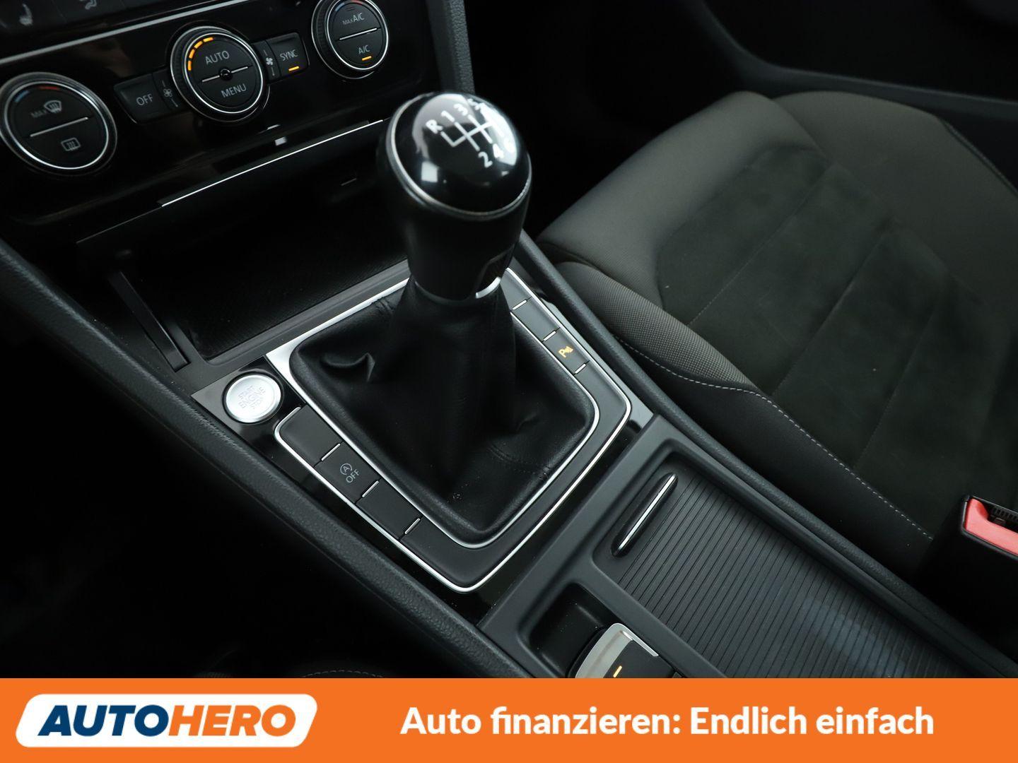 Volkswagen Golf VII 1.4 TSI Highline BlueMotion Tech*LED*