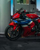 Honda CBR 1000RR-R Fireblade - HONDA FIREBLADE