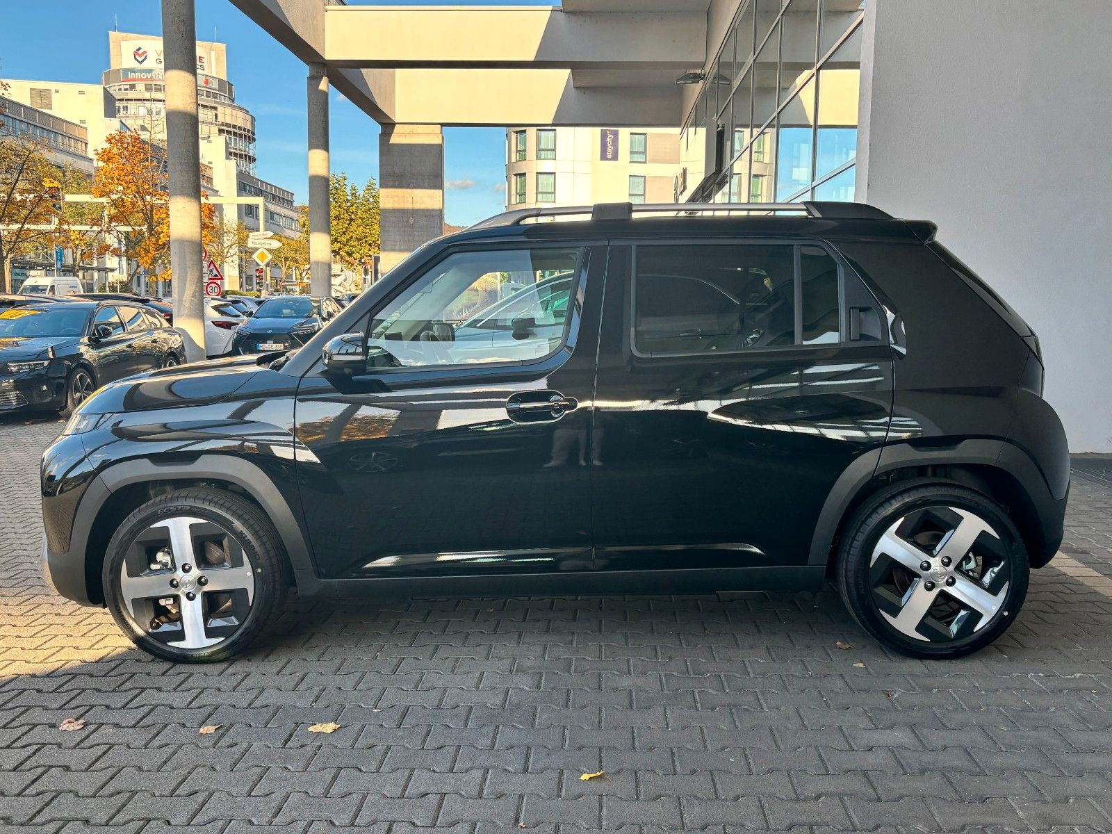 Fahrzeugabbildung Hyundai INSTER 49 kWh Prime 360°/V2L/Ambiente!