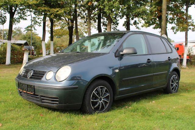 Volkswagen Polo IV Basis