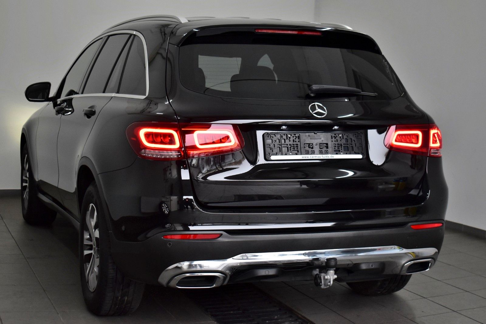 Fahrzeugabbildung Mercedes-Benz GLC 220d 4M  T.Leder,Navi,LED,SH,ParkPaket,SR+WR