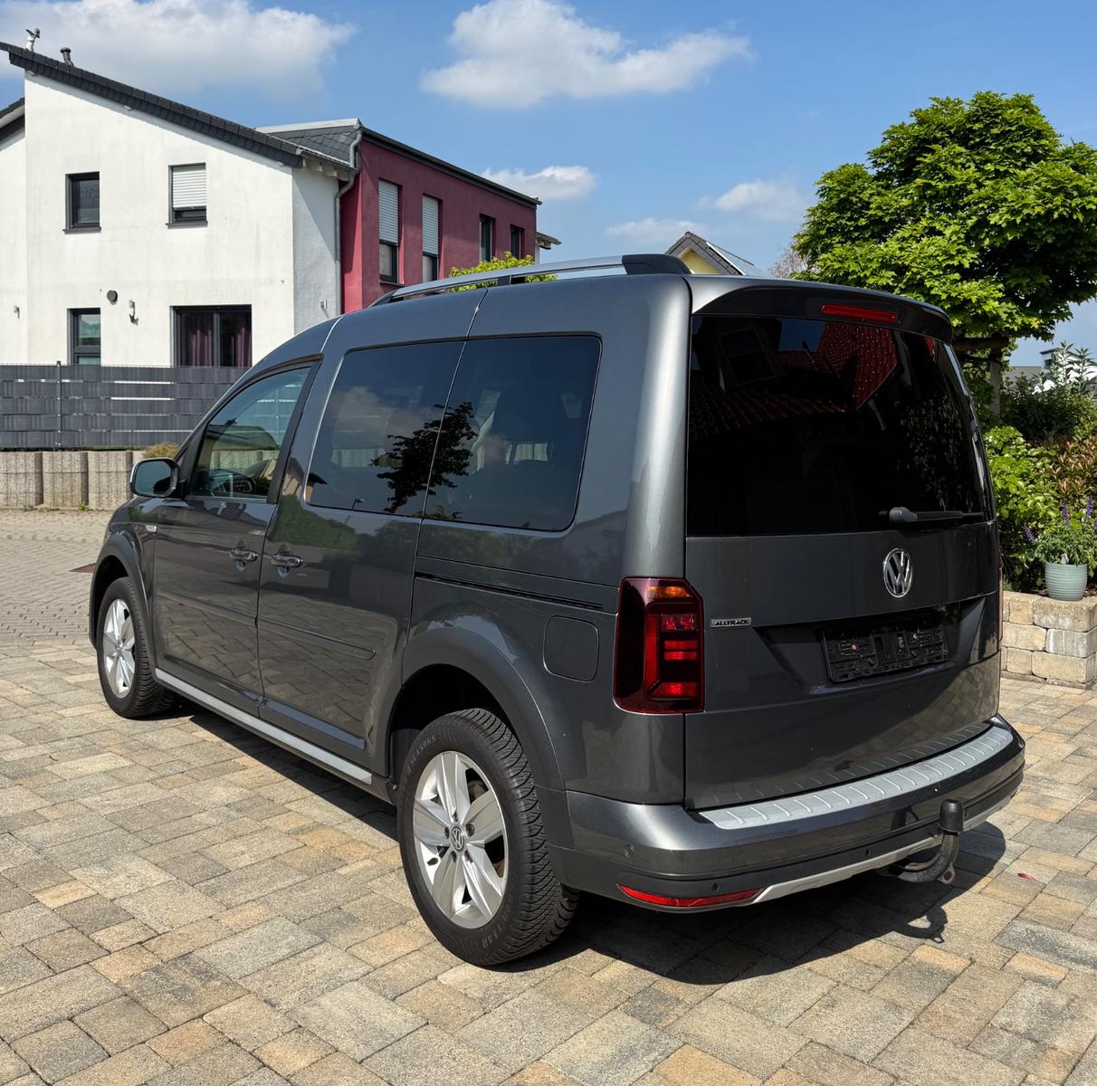 Volkswagen Caddy Alltrack 7-DSG AHK Finanzierung möglich