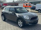MINI One Countryman Navigation. Klima Garantie - MINI One Countryman: Kleinwagen