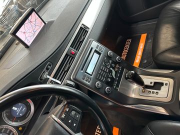 Volvo V70 Kombi Momentum *Leder*