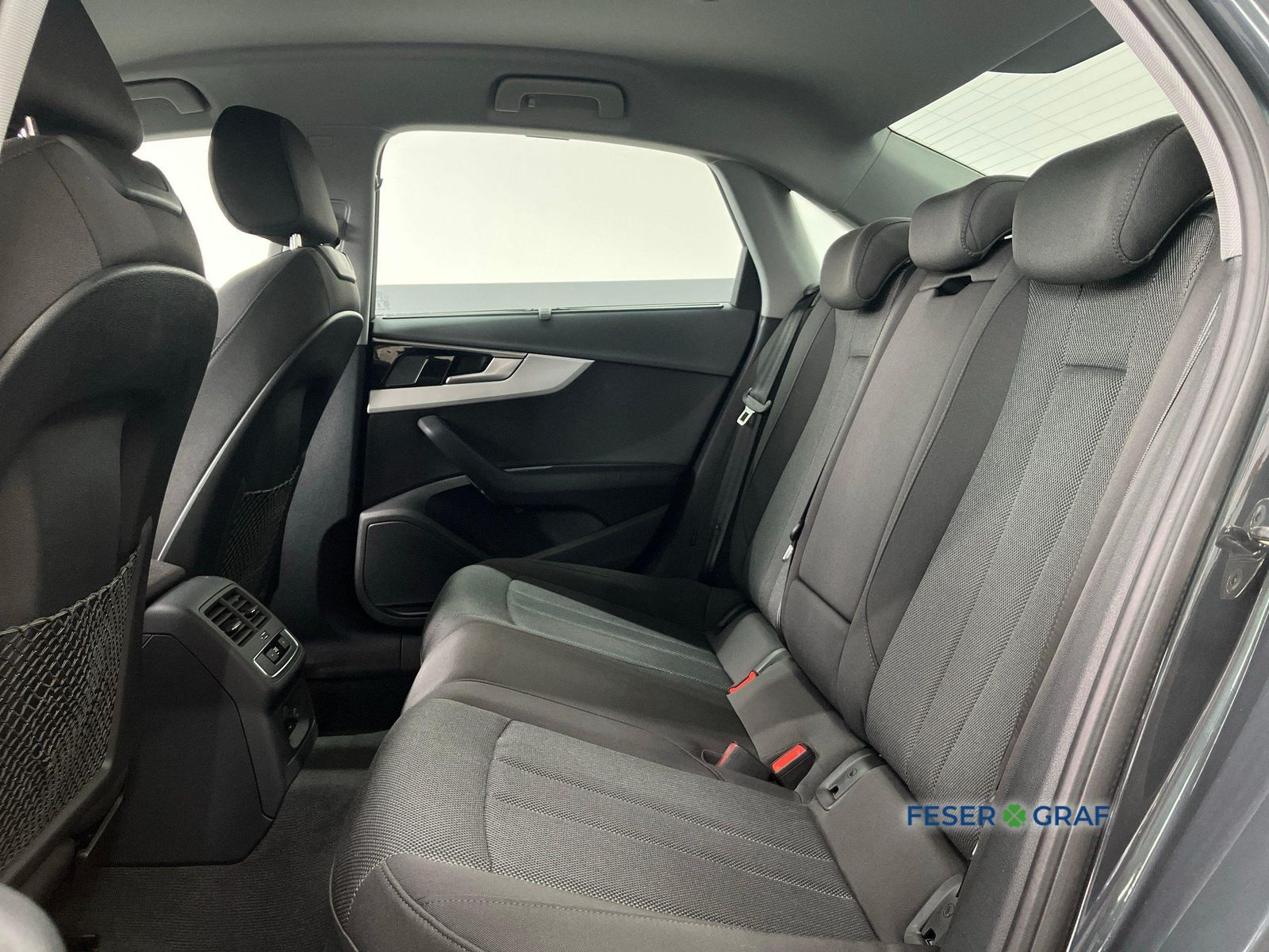 Audi A4 - Bild 11