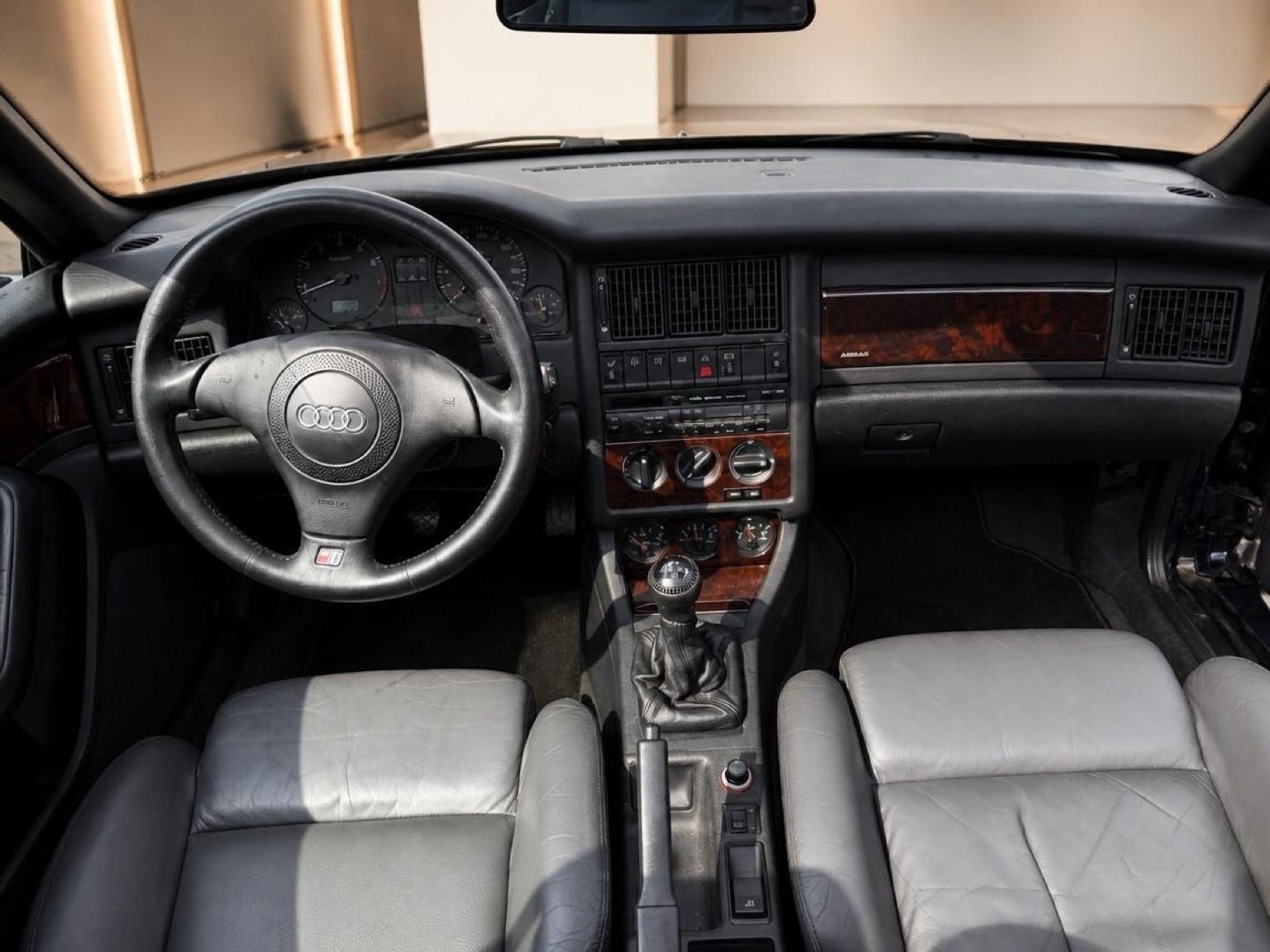 Audi 80 2,6 Cabrio/1.Hand/LEDER/XENON/SHZ/KLIMa