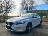 Volvo V40 D2 Momentum R-Design - gebrauchte Volvo V40 aus dem Jahr 2013