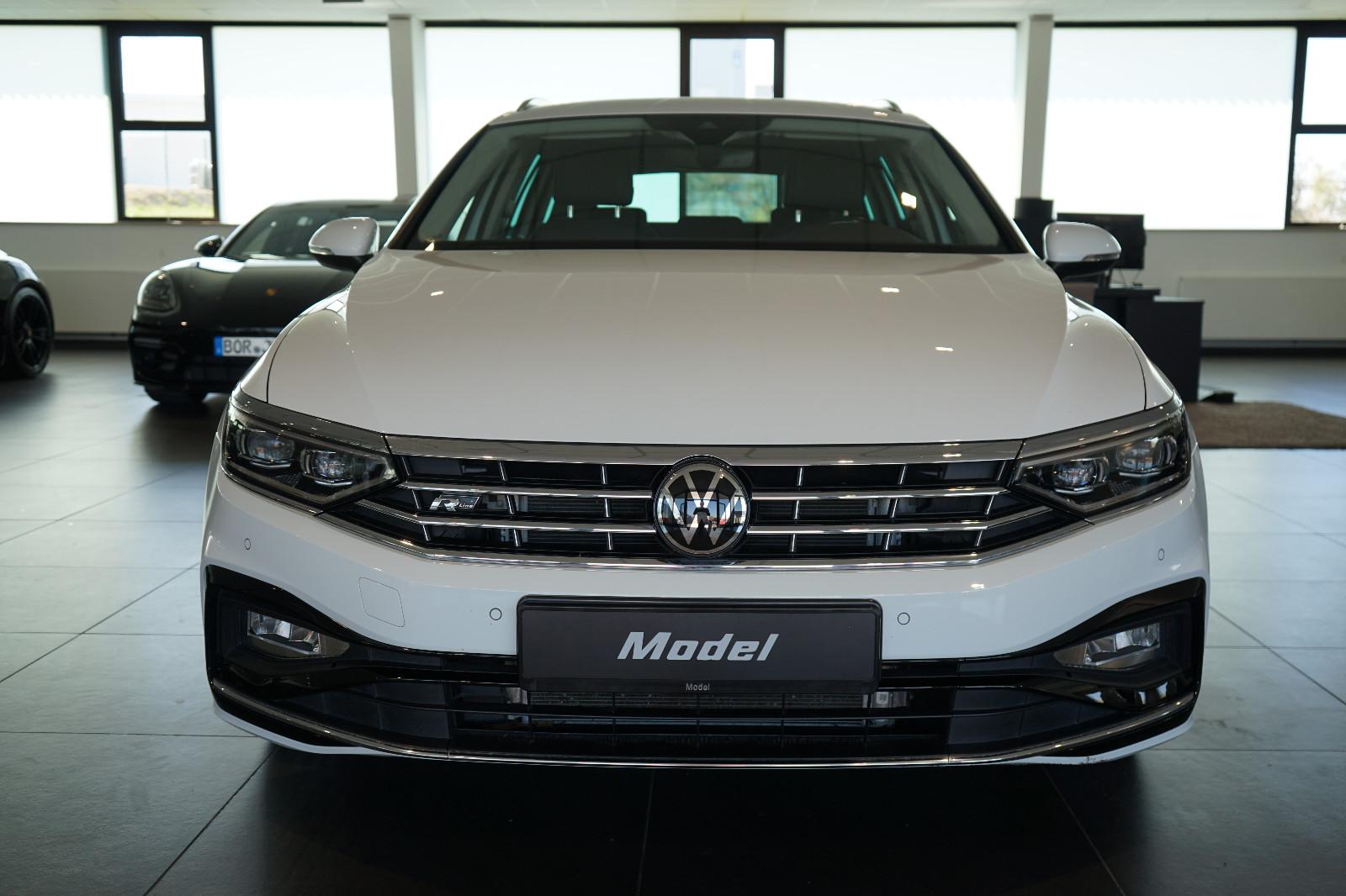 Volkswagen Passat Variant 2.0 TDI R-Line | Matrix | AHK